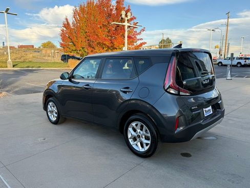 Used 2024 Kia Soul LX w/ Option Group 015 image 10