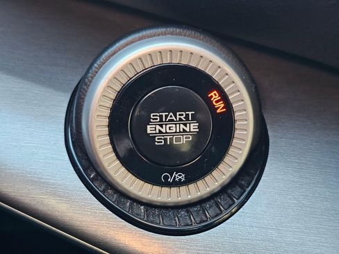 Used 2024 Jeep Wagoneer Series II image 22