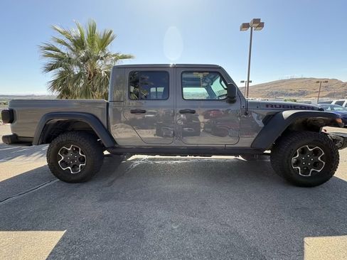 Used 2023 Jeep Gladiator Rubicon w/ LED Lighting Group AWD/4WD image 6