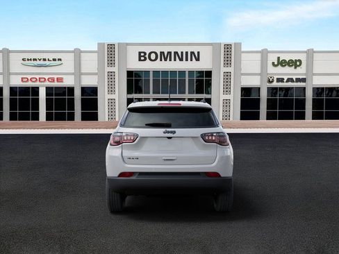 New 2026 Jeep Compass Latitude image 7