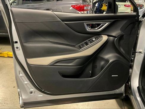 Used 2022 Subaru Forester Limited image 23