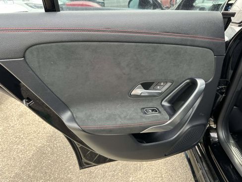 Used 2022 Mercedes-Benz CLA 250 4MATIC image 18