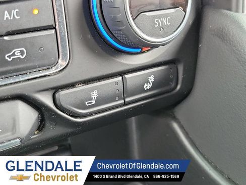 Used 2024 Chevrolet Suburban LT AWD/4WD image 29