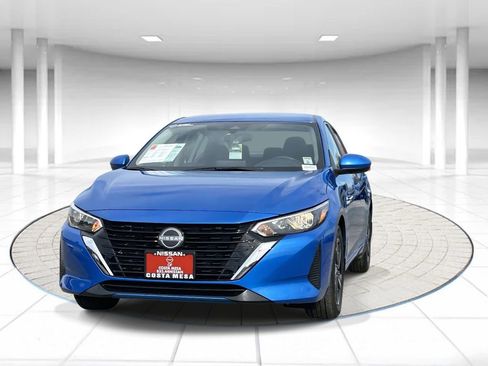 Used 2025 Nissan Sentra SV image 6