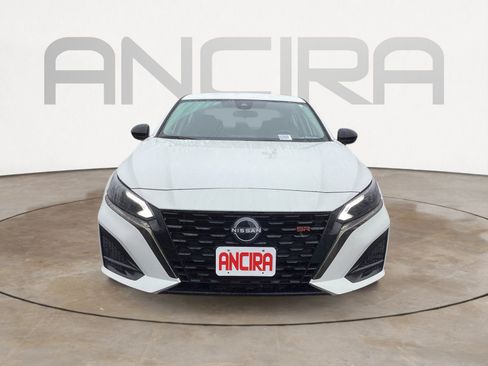 Used 2024 Nissan Altima 2.5 SR image 8