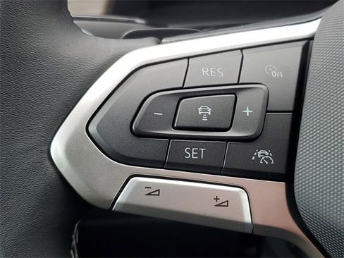 New 2026 Volkswagen Atlas SEL image 24