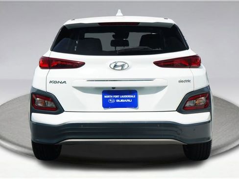 Used 2021 Hyundai Kona Ultimate FWD image 8