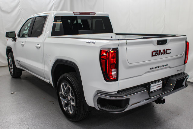 New 2026 GMC Sierra 1500 SLE w/ Preferred Package AWD/4WD image 8