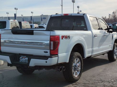 Used 2022 Ford F350 Platinum image 3