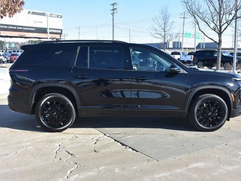 New 2026 Chevrolet Traverse LT w/ Midnight/Sport Edition image 4