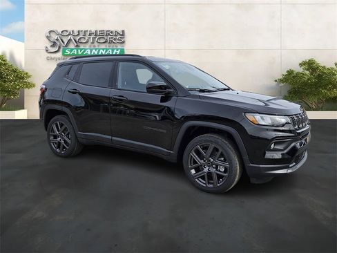 New 2026 Jeep Compass Latitude AWD/4WD image 7