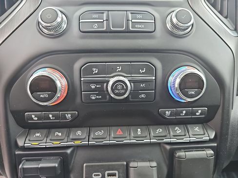 Used 2020 GMC Sierra 1500 Denali w/ Denali Ultimate Package image 25