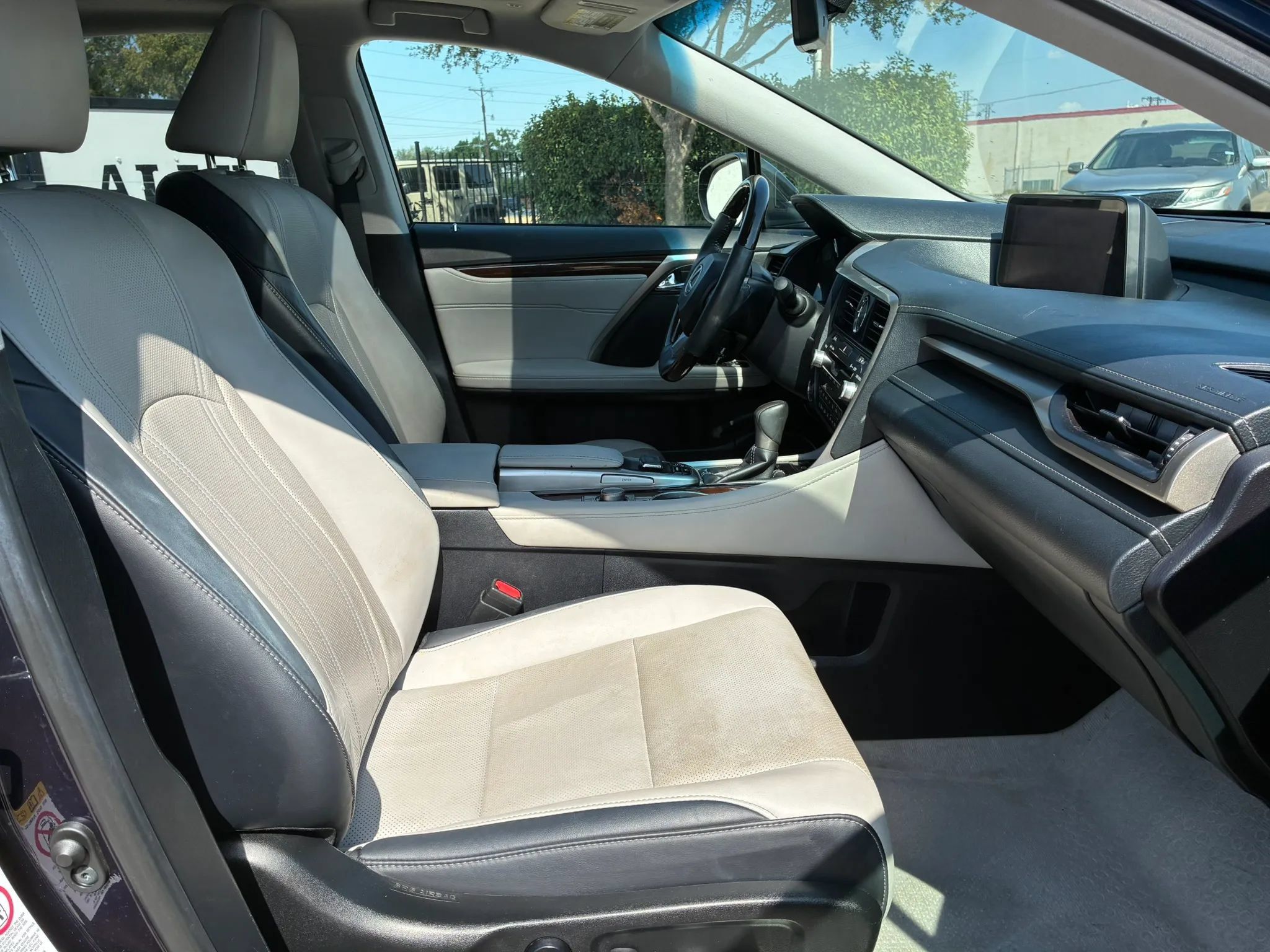 Used 2016 Lexus RX 350 FWD w/ Premium Package image 23