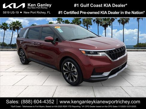 Certified 2024 Kia Carnival EX FWD image 1