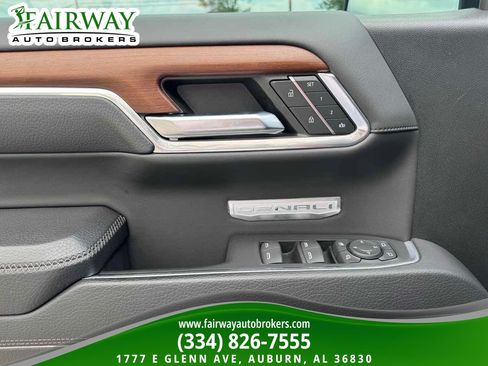 Used 2023 GMC Sierra 1500 Denali AWD/4WD image 16