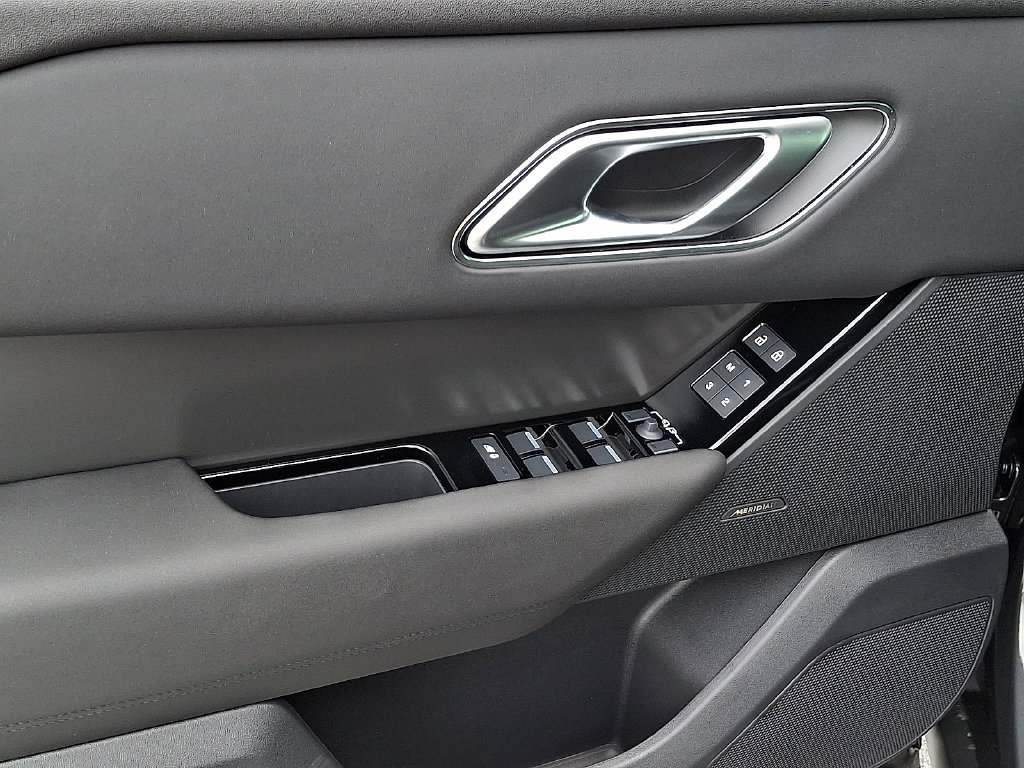 New 2026 Land Rover Range Rover Velar S AWD/4WD image 8