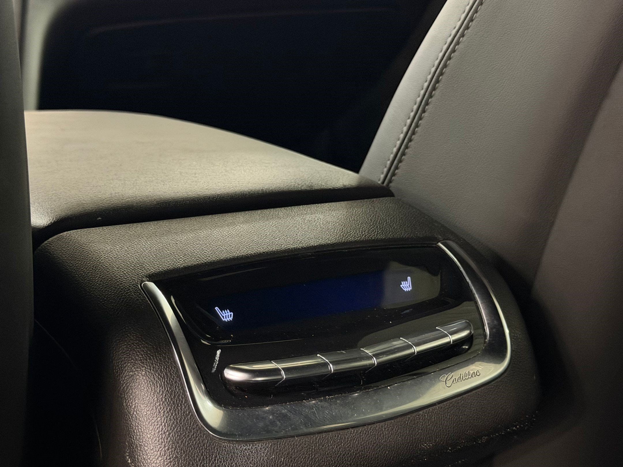 Used 2021 Cadillac XT6 Premium Luxury AWD/4WD image 46