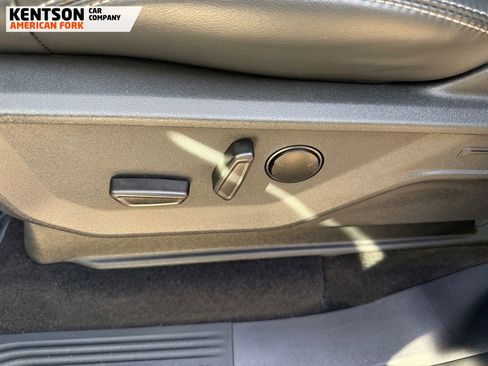 Used 2025 Ford Expedition Max Platinum w/ Driver's Package image 35