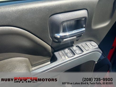 Used 2018 Chevrolet Silverado 1500 LT w/ All Star Edition image 12