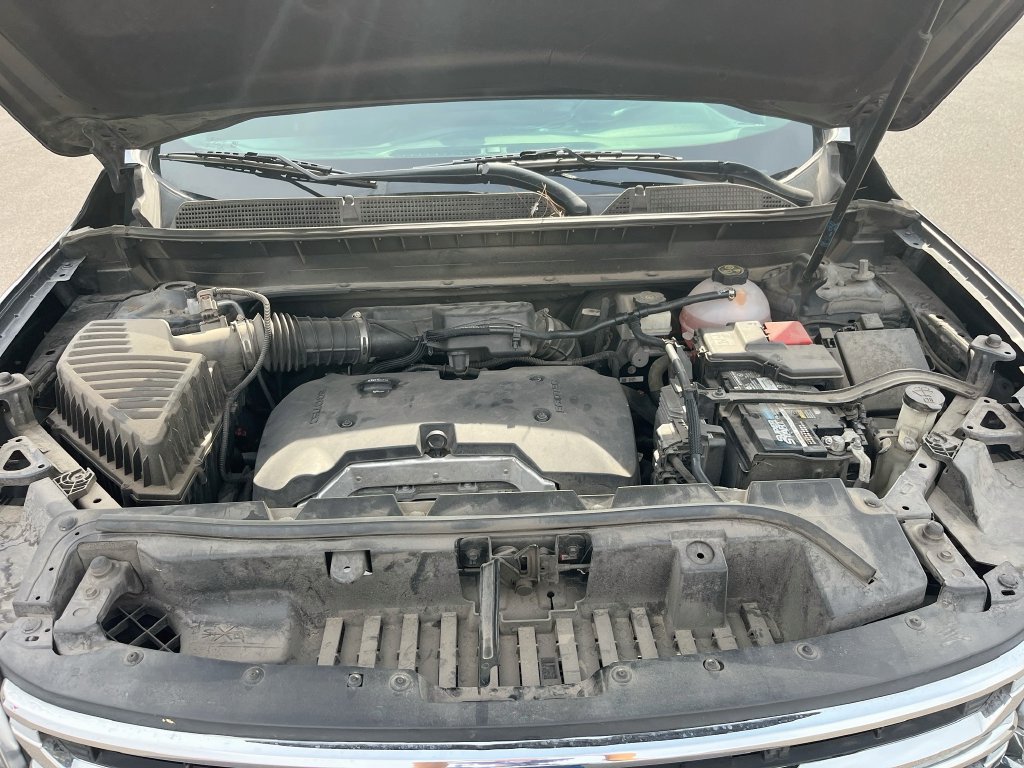 Used 2020 GMC Acadia SLE w/ Driver Convenience Package FWD image 31