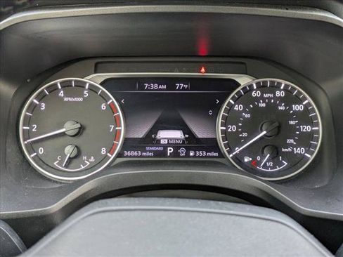 Used 2025 Nissan Rogue SV FWD image 4