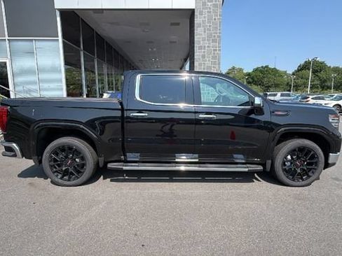 New 2026 GMC Sierra 1500 SLT w/ SLT Premium Plus Package AWD/4WD image 8