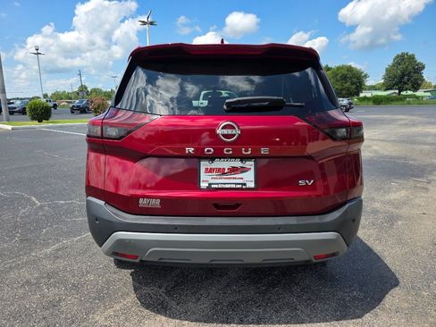 Used 2023 Nissan Rogue SV FWD image 7