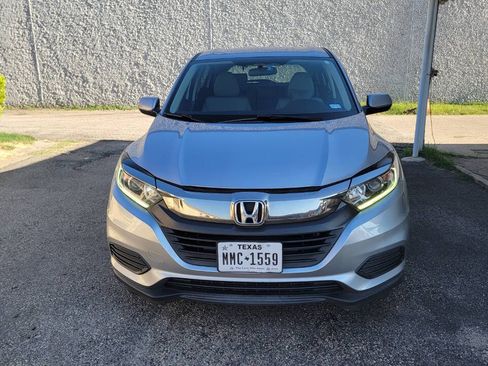 Used 2019 Honda HR-V LX image 3