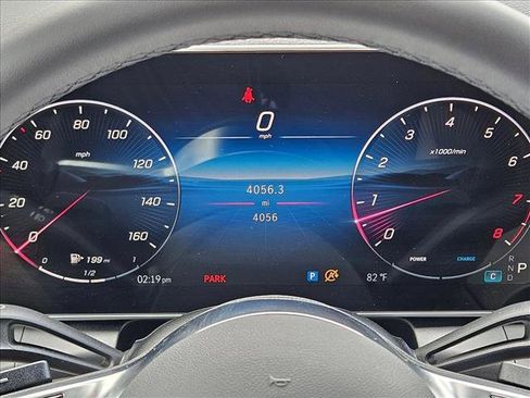 Used 2026 Mercedes-Benz GLC 300 image 11