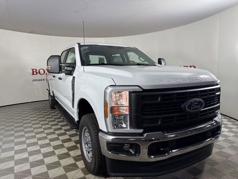 New 2026 Ford F250 XL w/ XL Chrome Package image 1