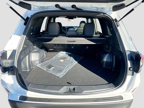 New 2026 Subaru Forester Premium image 24