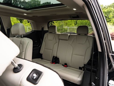 Used 2024 Kia Telluride SX FWD image 21