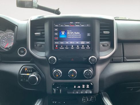 Used 2019 RAM 1500 Big Horn AWD/4WD image 11