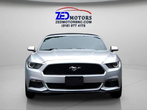Used 2015 Ford Mustang Premium image 2