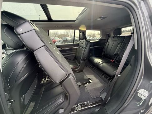 Used 2023 Jeep Grand Cherokee L Limited image 30