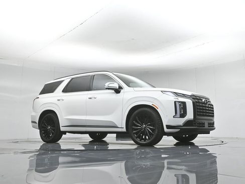 Used 2024 Hyundai Palisade Calligraphy AWD/4WD image 4