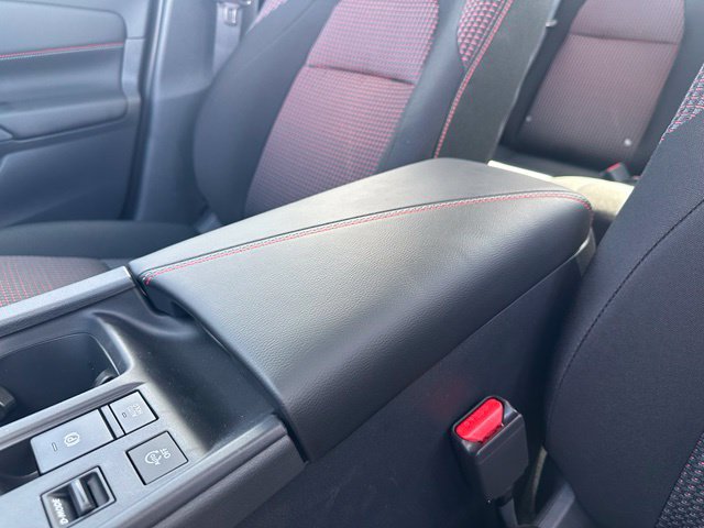 New 2027 Nissan Sentra SR w/ Floor Mat Package FWD image 28