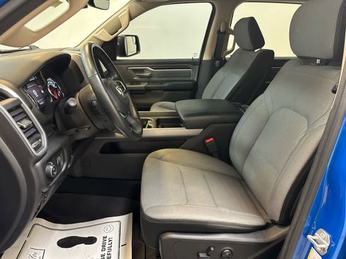 Used 2020 RAM 1500 Big Horn AWD/4WD image 4