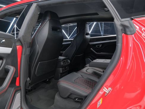Used 2021 Lamborghini Urus AWD/4WD image 49