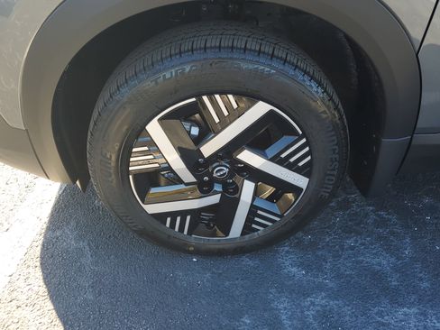 New 2026 Nissan Kicks SV FWD image 4