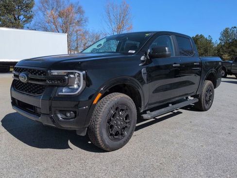 New 2026 Ford Ranger XLT w/ FX4 Off-Road Package image 7