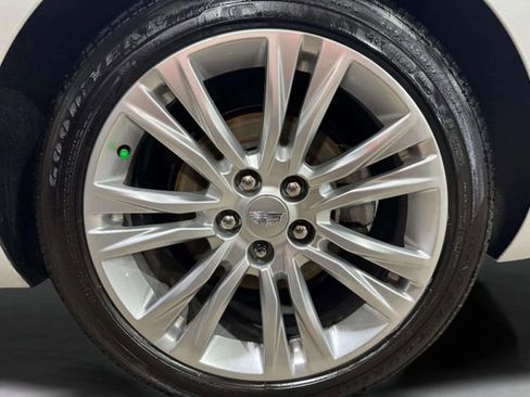 Used 2018 Cadillac XTS Luxury image 32