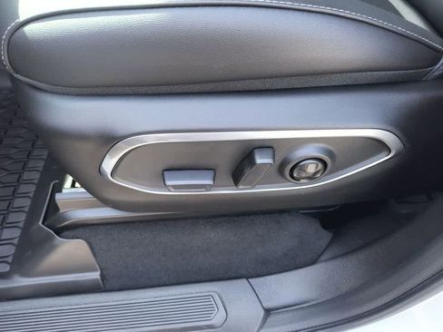 New 2026 Jeep Grand Wagoneer 4WD image 12