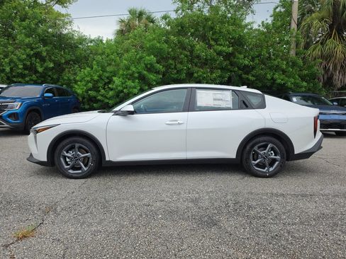 New 2026 Kia K4 FWD image 5