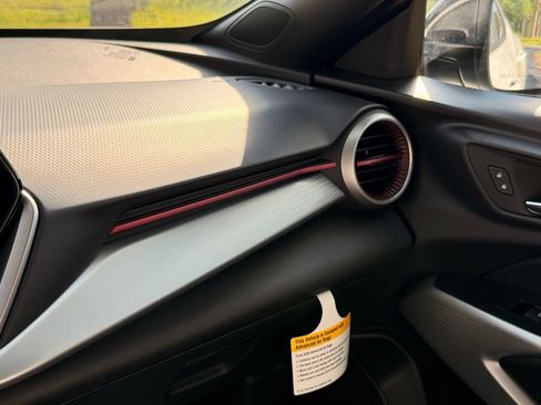 New 2026 Chevrolet Trax RS FWD image 21