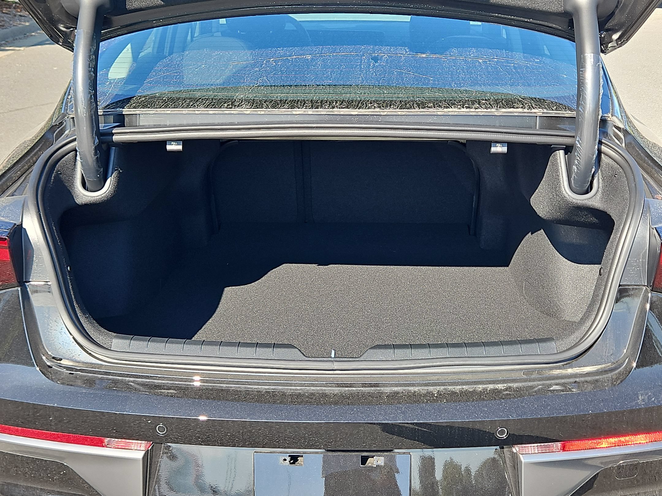 New 2026 Kia K5 LXS FWD image 14