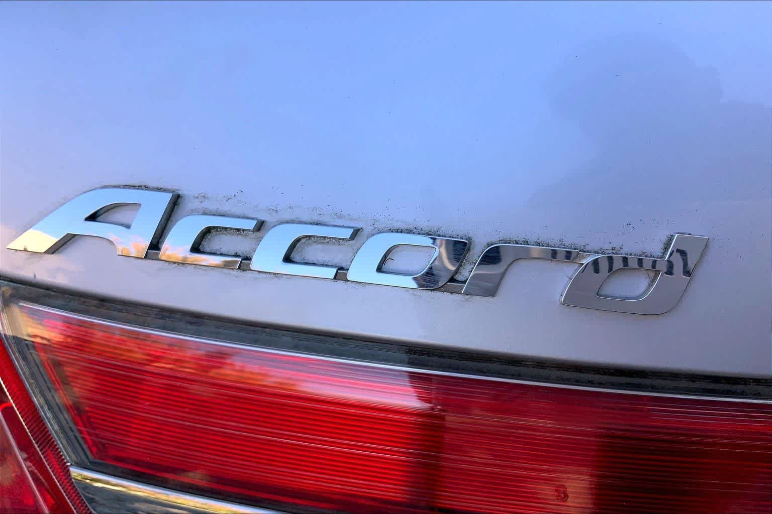 Used 2011 Honda Accord LX-P image 9