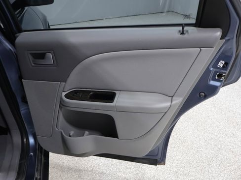 Used 2005 Mercury Montego Premier image 20