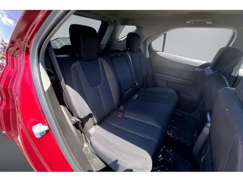Used 2017 Chevrolet Equinox LT AWD/4WD image 24