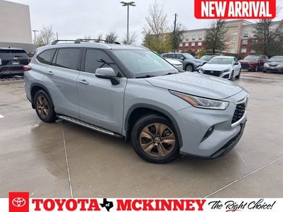 Used 2022 Toyota Highlander Bronze Edition